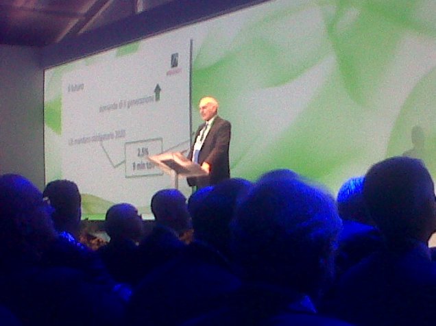 Guido Ghisolfi durante l'inaugurazione