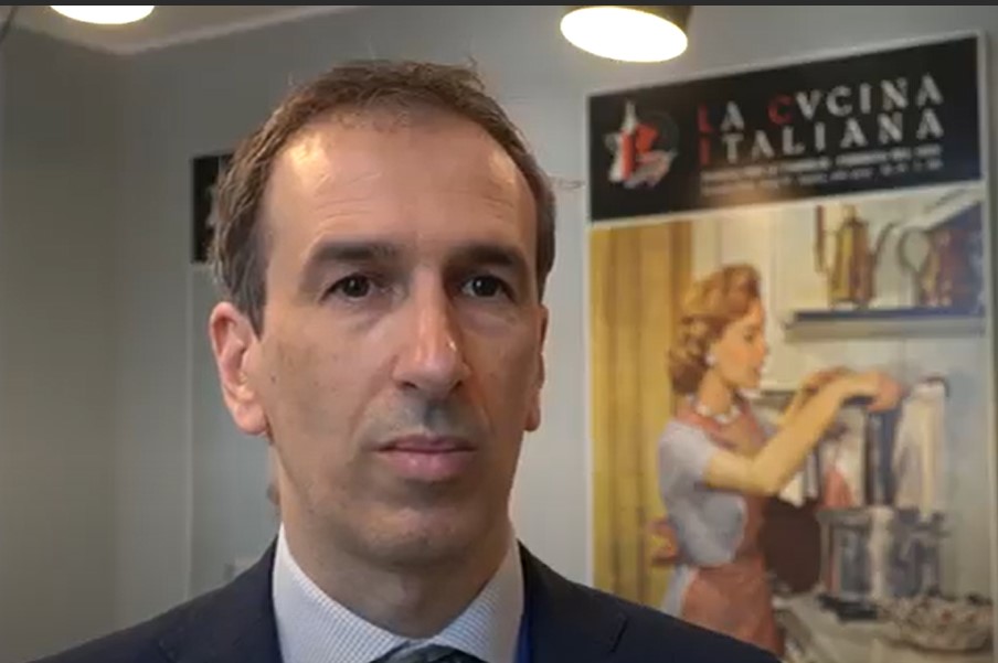 90599DFD-8351-4D8B-A450-7C4D4FD6BAB8